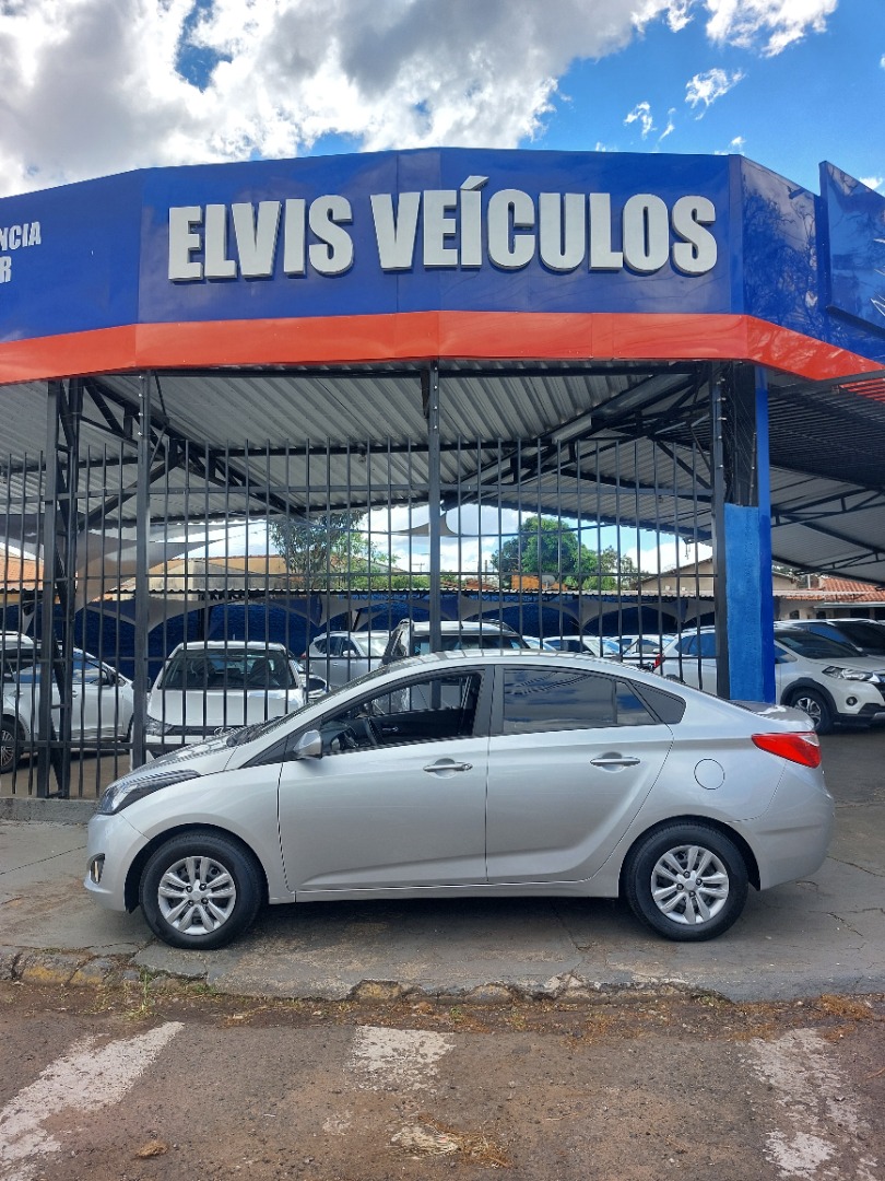 HYUNDAI HB20S