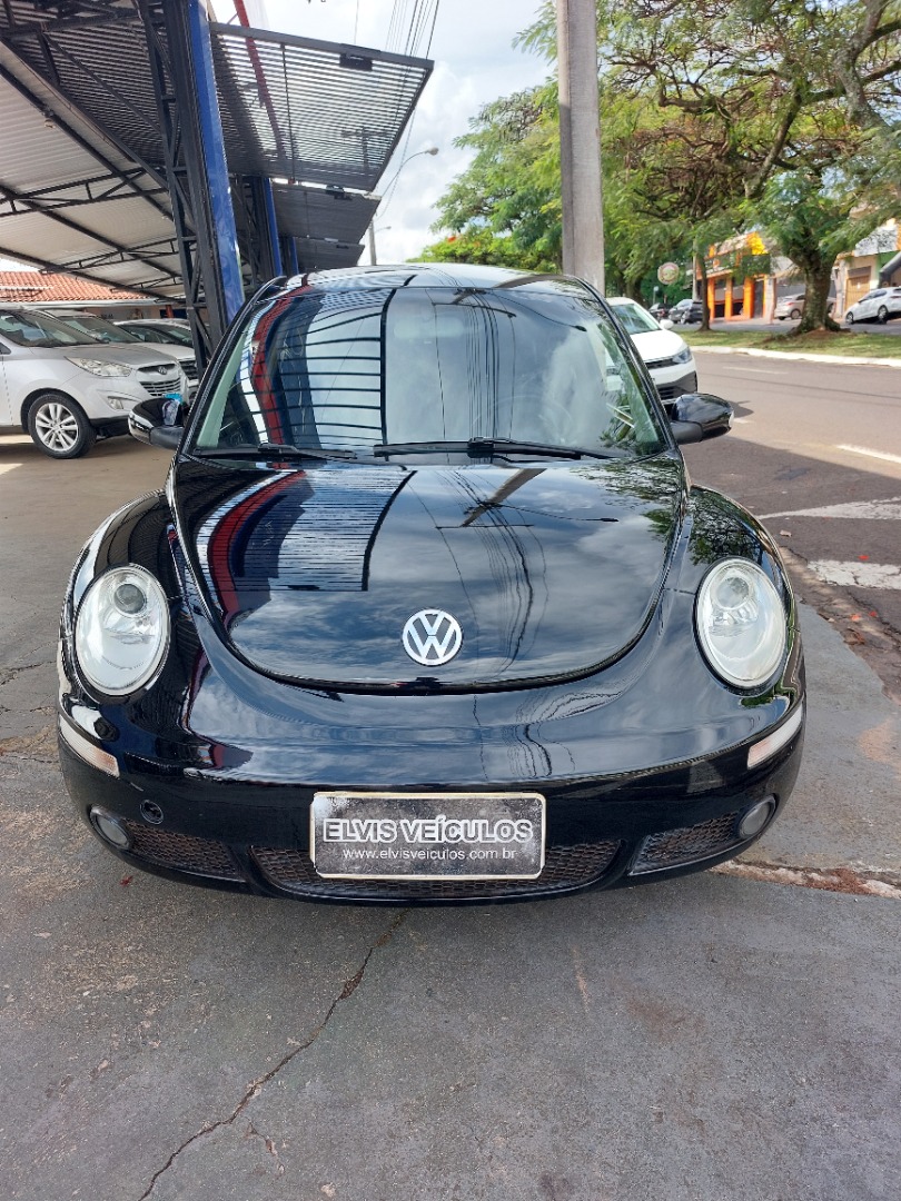 VOLKSWAGEN NEW BEETLE