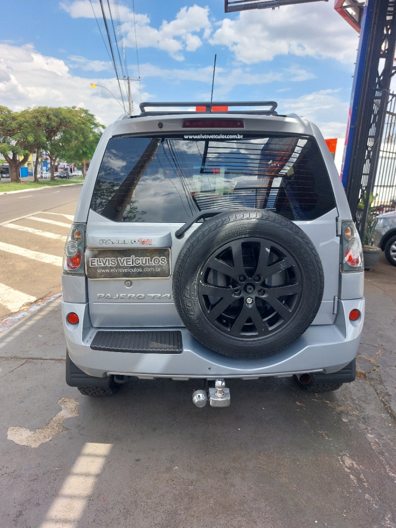 MITSUBISHI PAJERO TR4