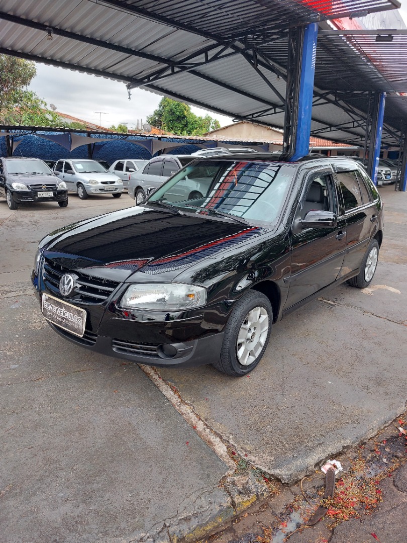 VOLKSWAGEN GOL