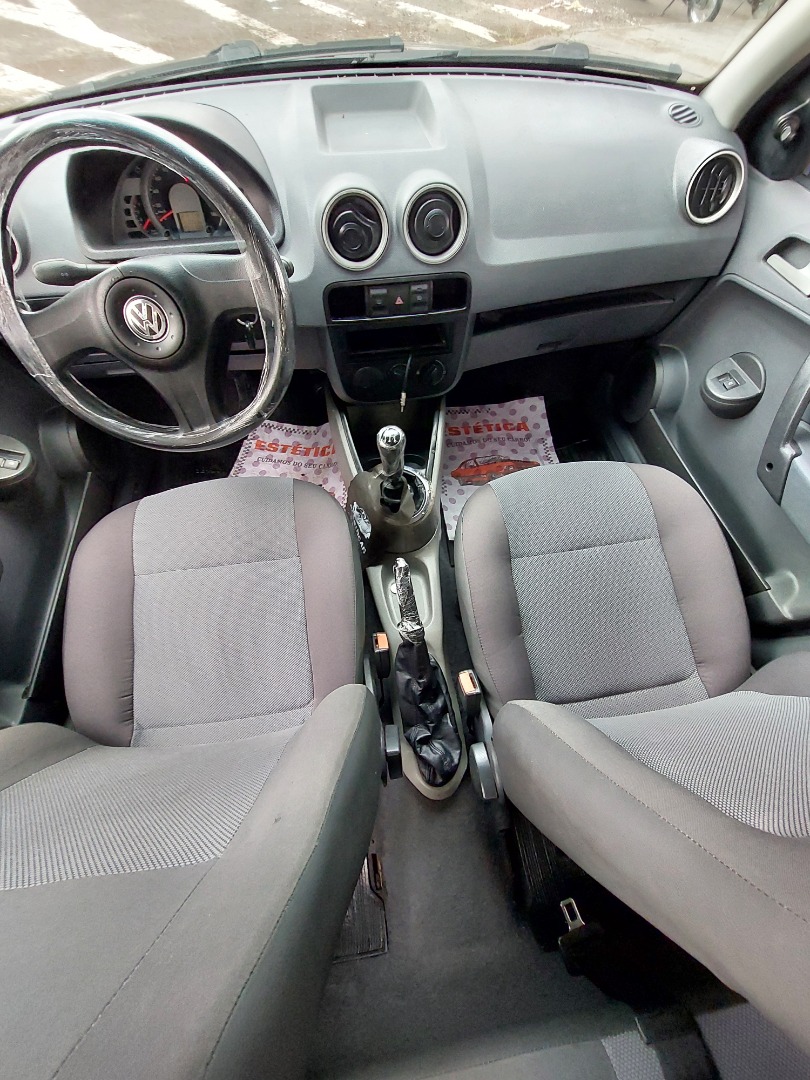 VOLKSWAGEN GOL