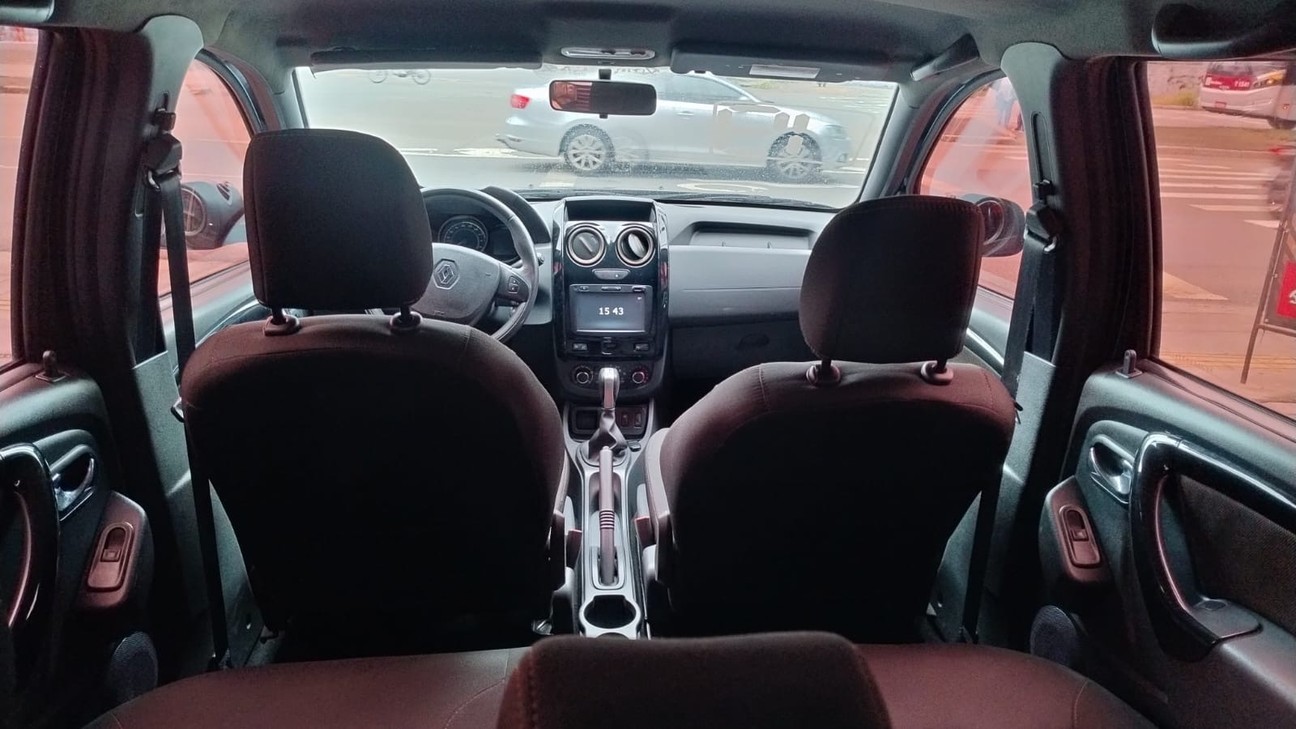 RENAULT DUSTER