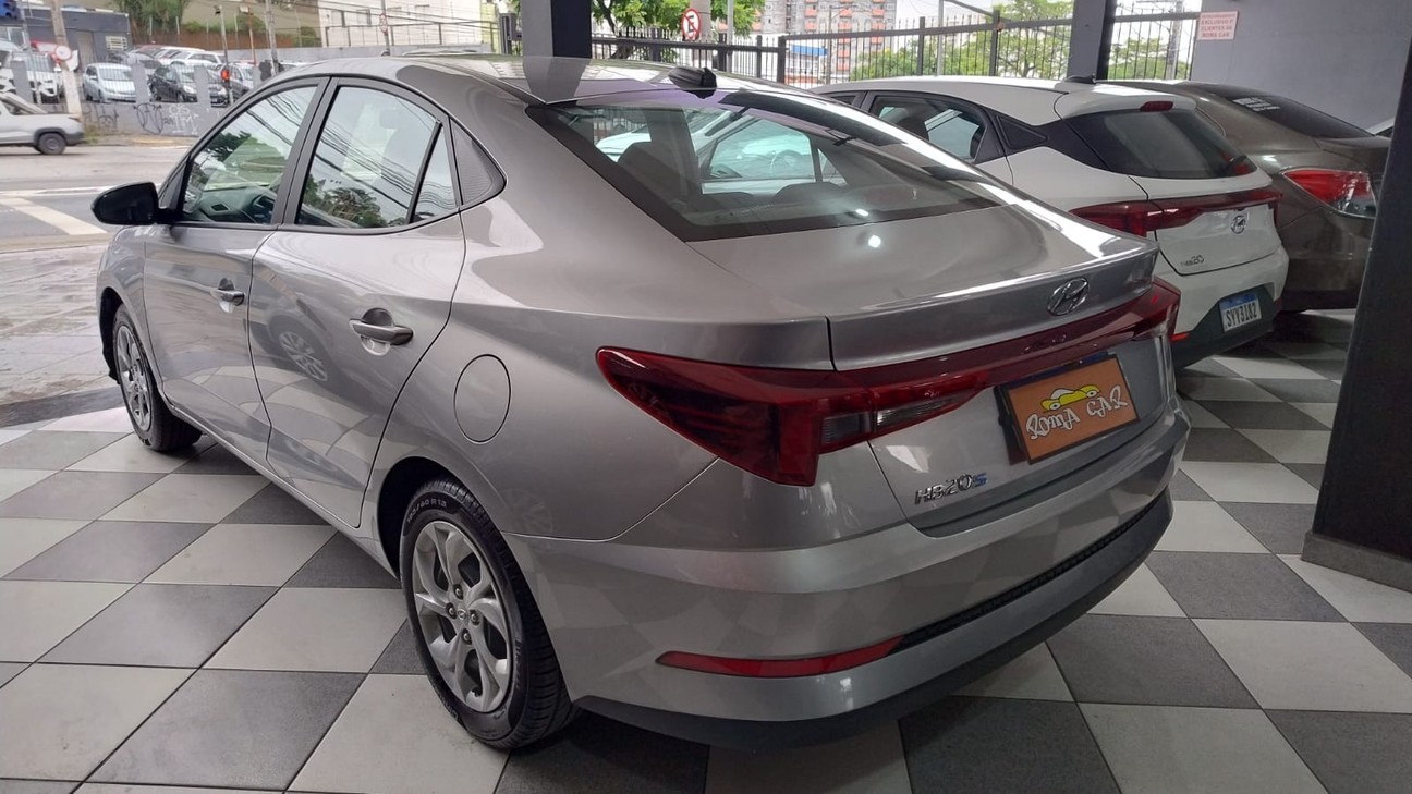 HYUNDAI HB20S