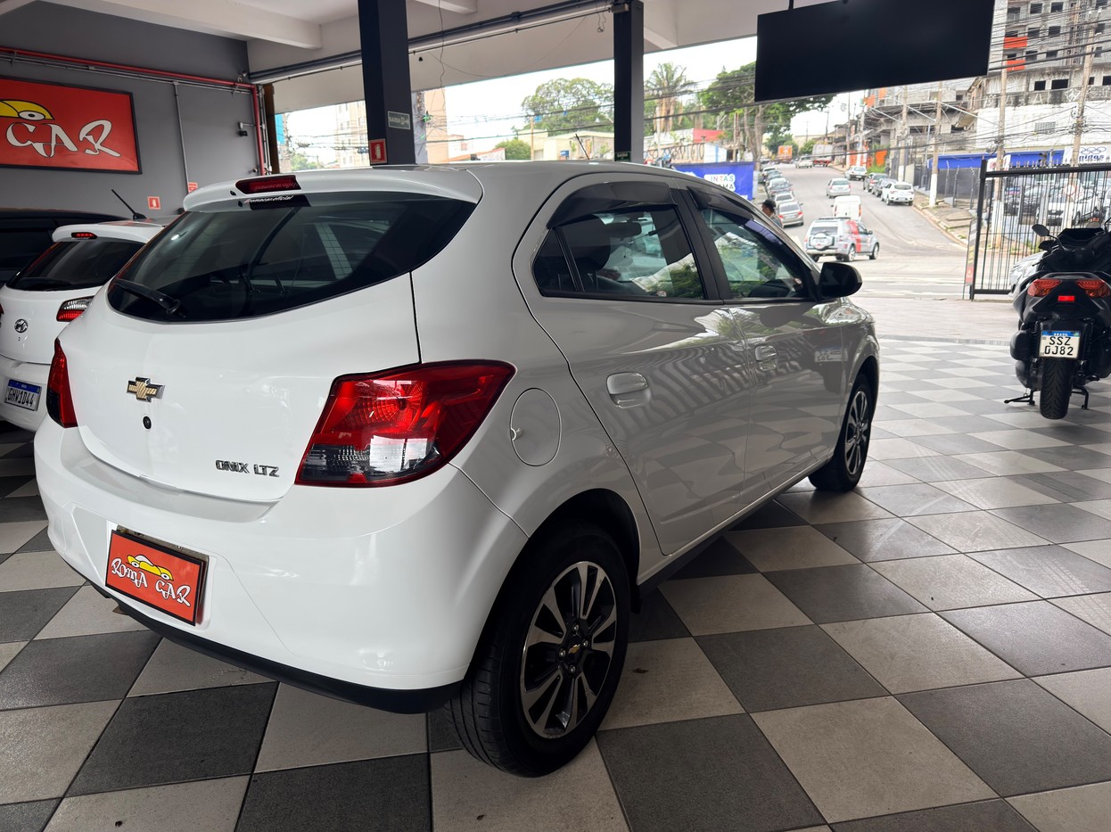 CHEVROLET ONIX