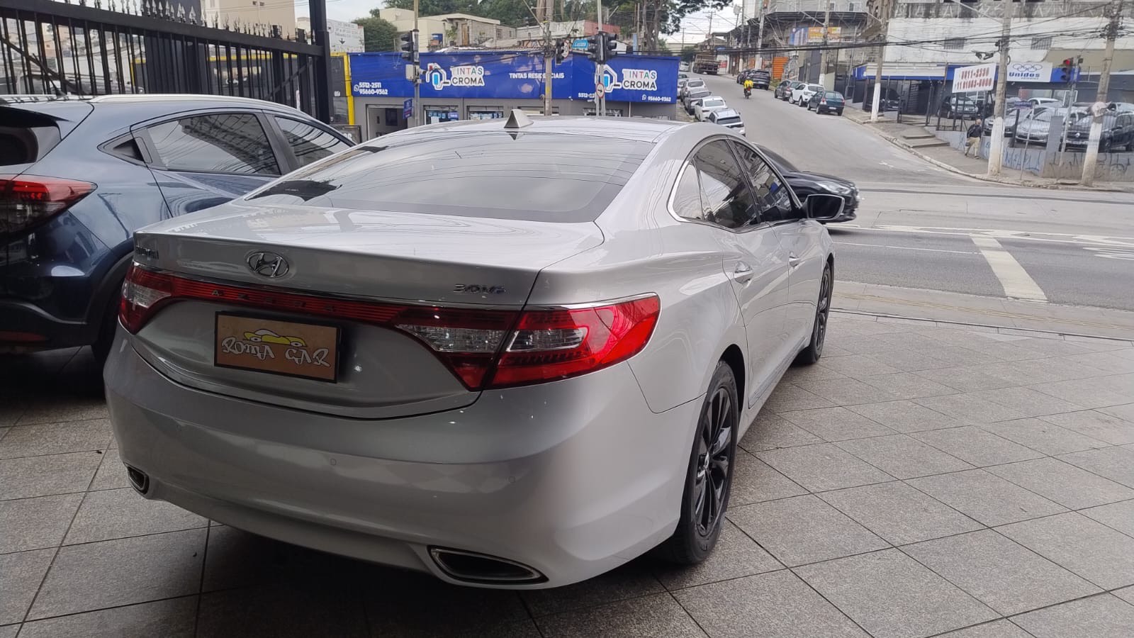 HYUNDAI AZERA