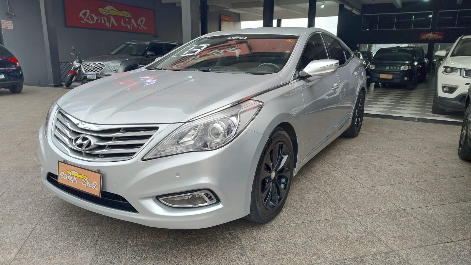 HYUNDAI AZERA