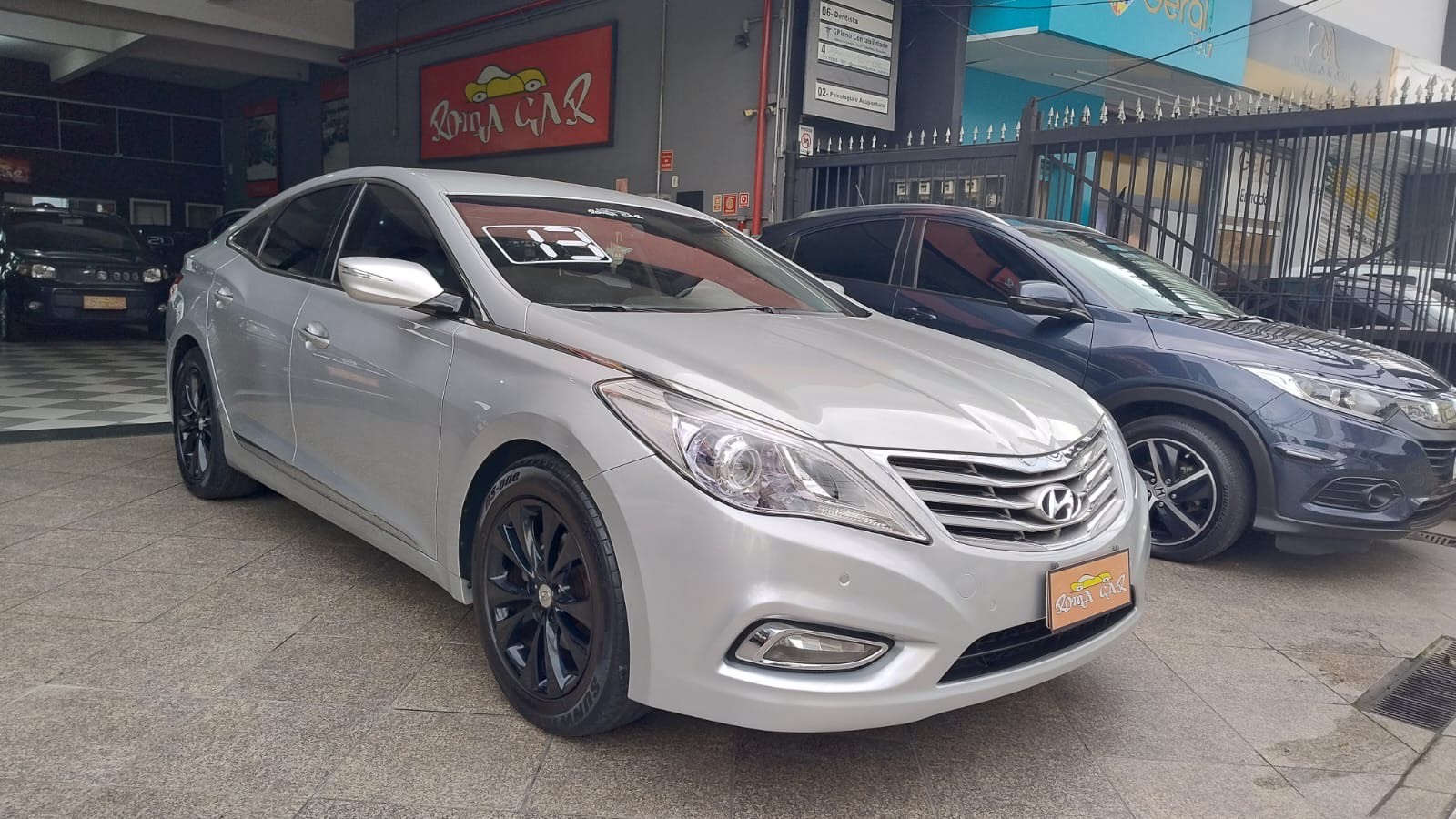 HYUNDAI AZERA
