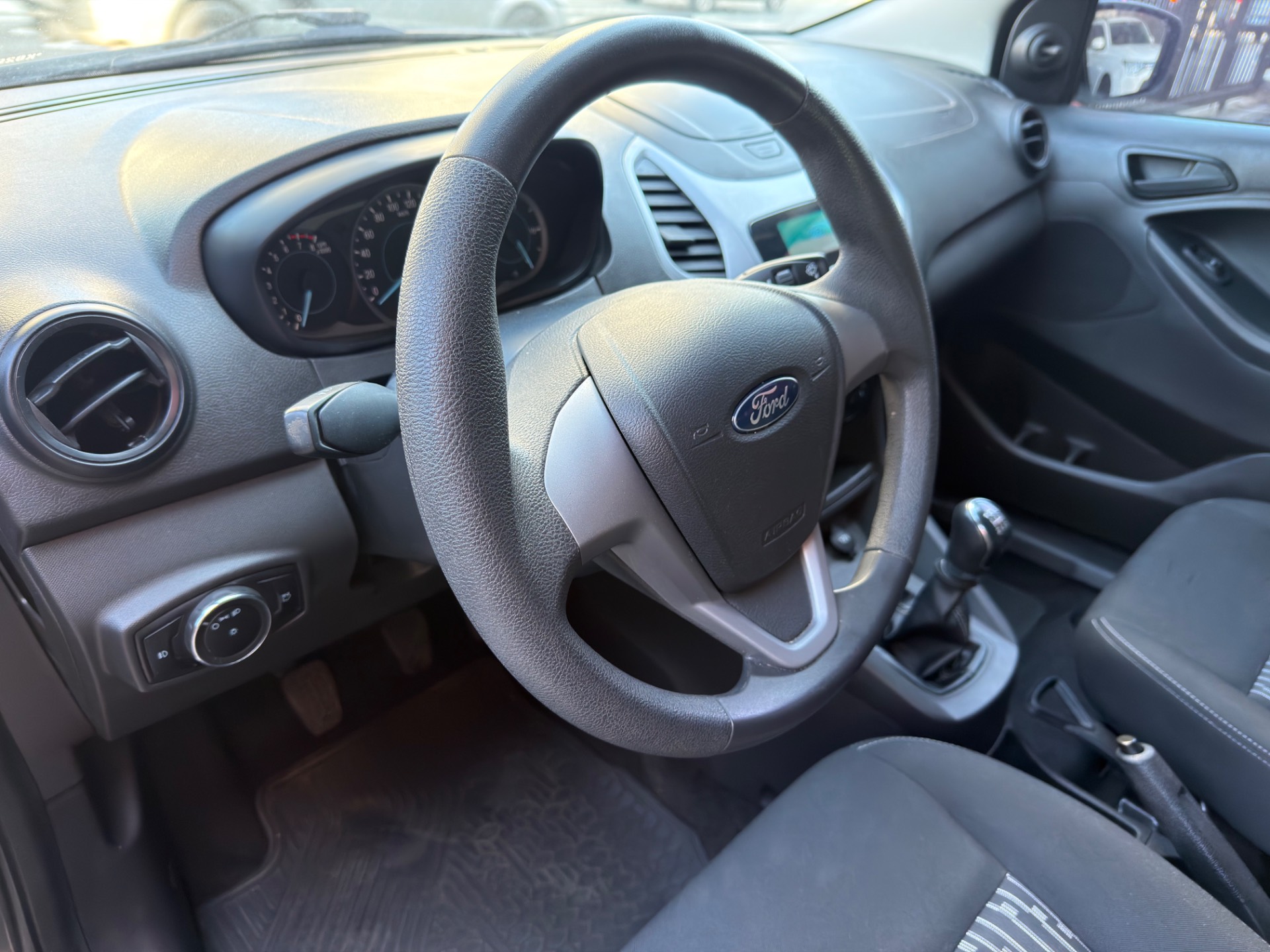 FORD KA