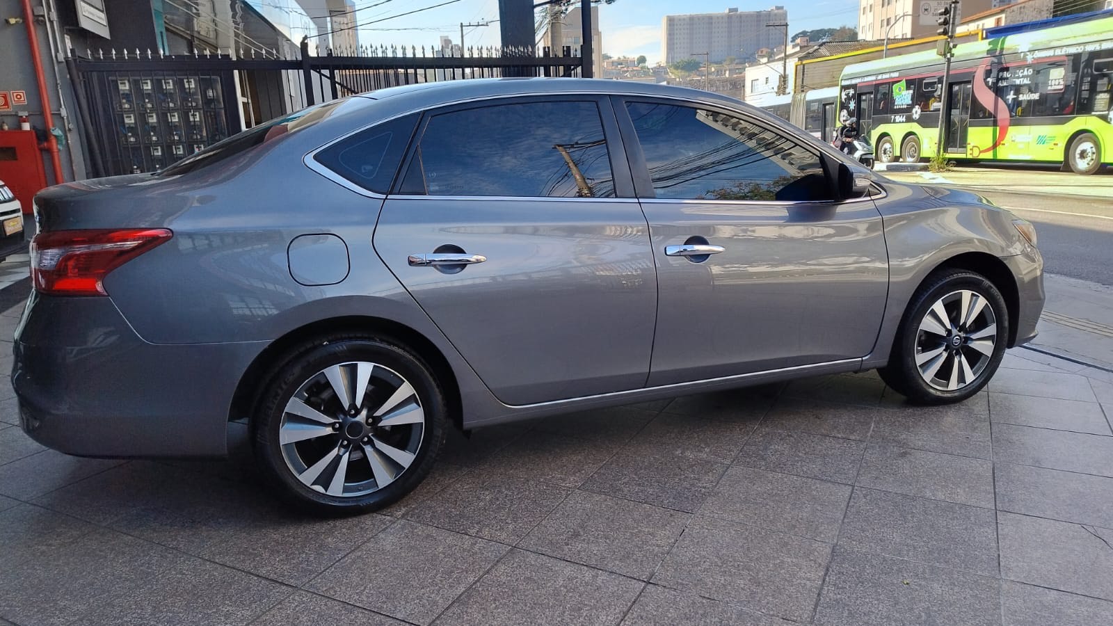 NISSAN SENTRA