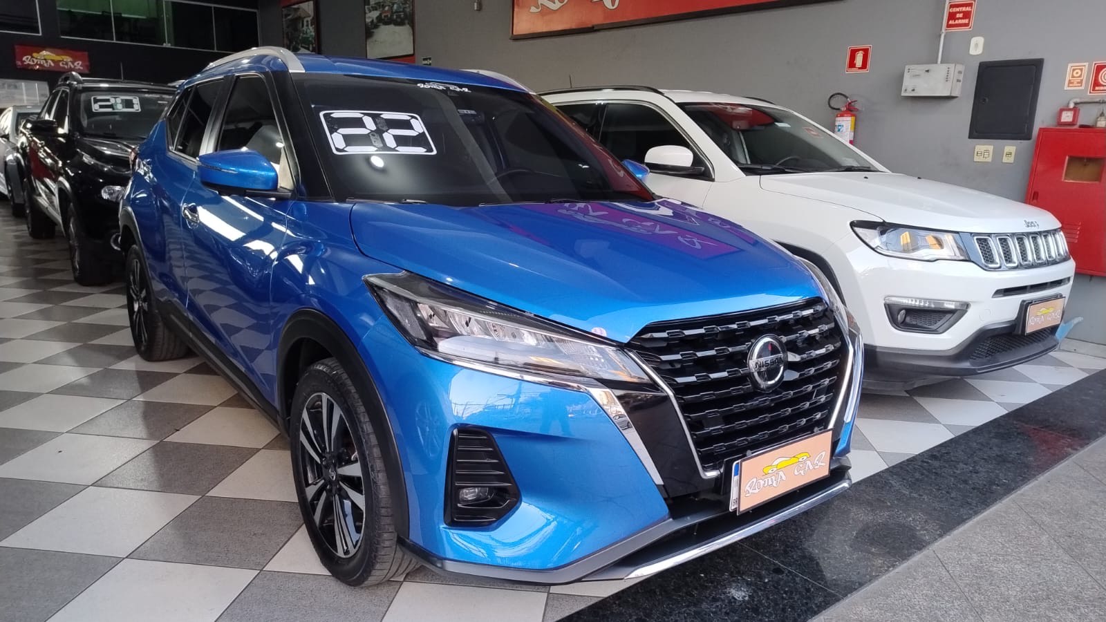 NISSAN KICKS