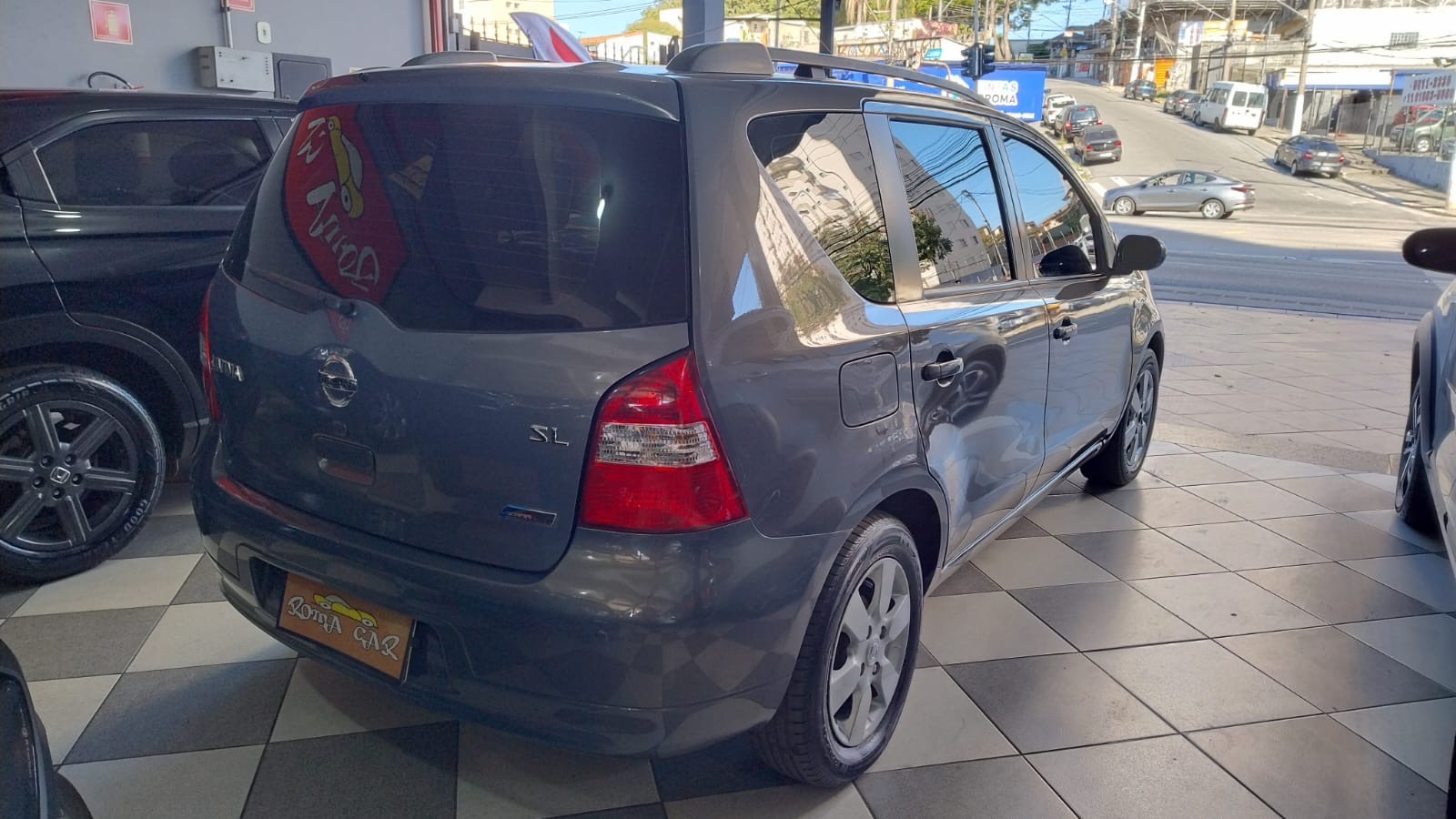 NISSAN LIVINA