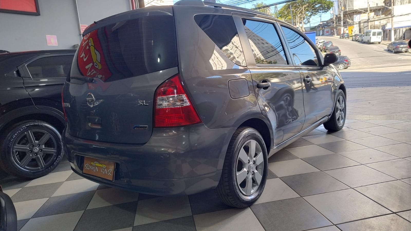 NISSAN LIVINA