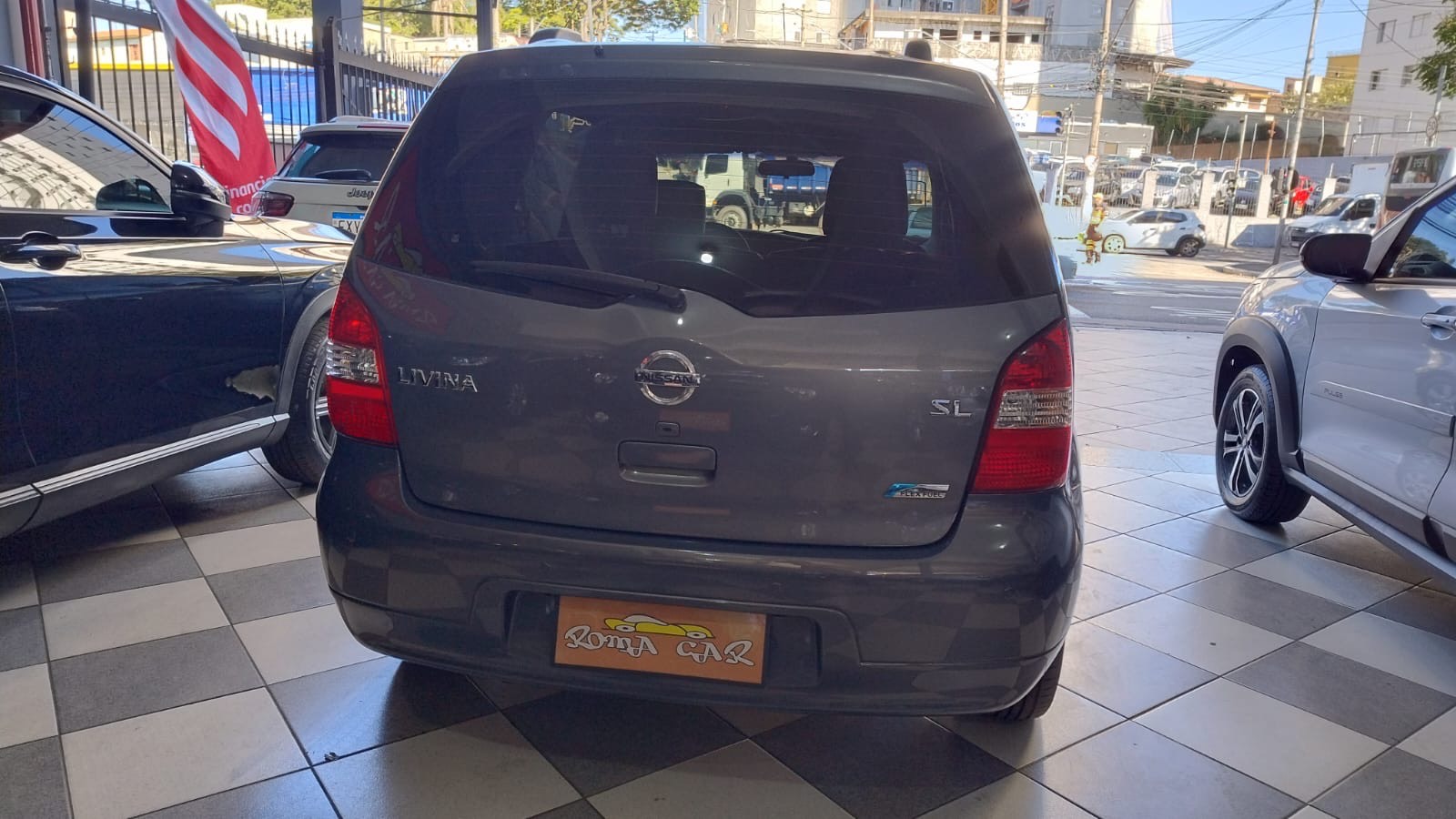 NISSAN LIVINA