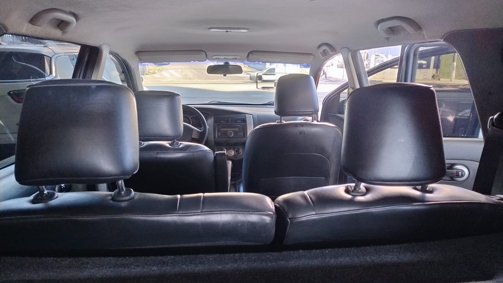 NISSAN LIVINA