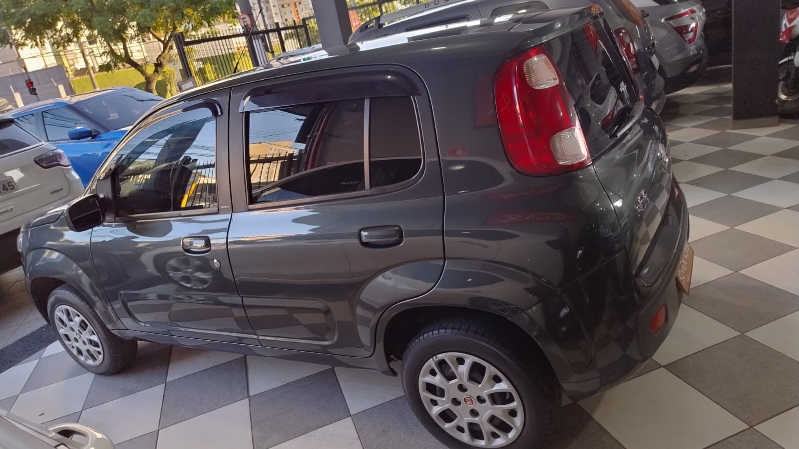 FIAT UNO
