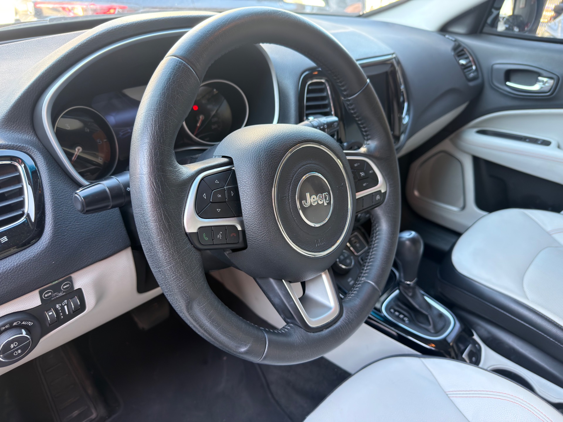 JEEP COMPASS