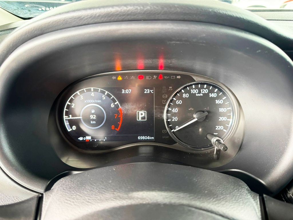 NISSAN KICKS