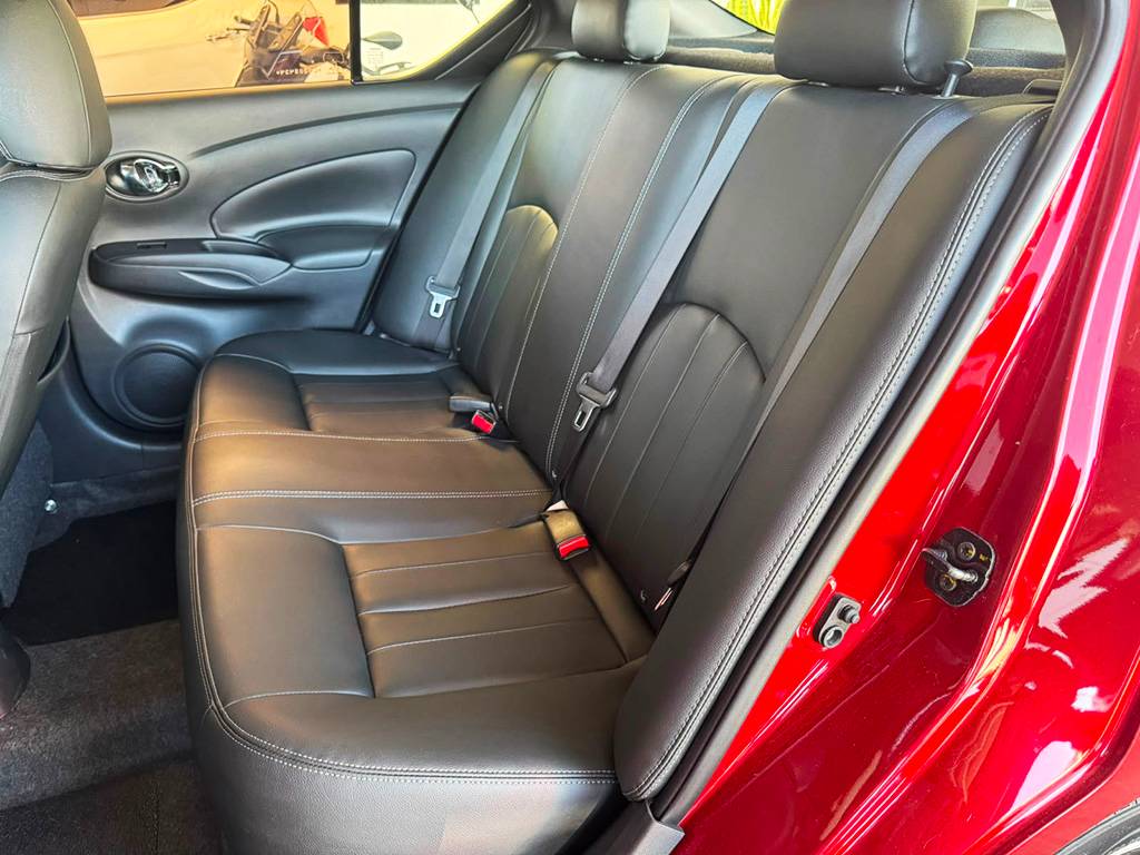 NISSAN VERSA