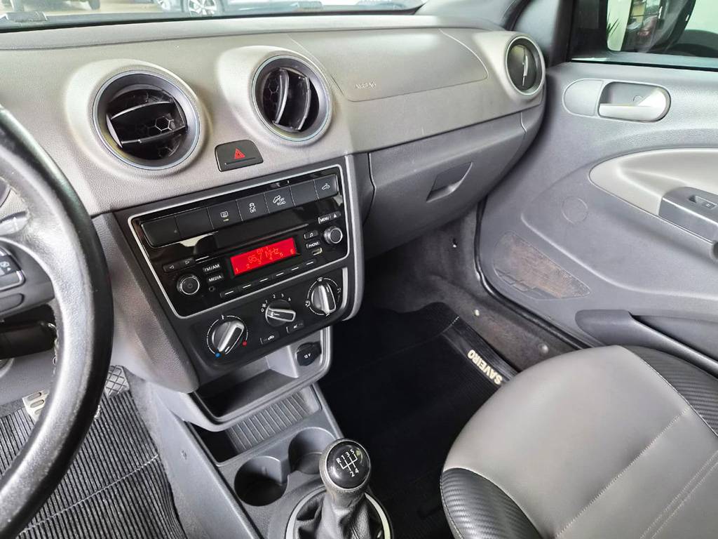 VOLKSWAGEN SAVEIRO