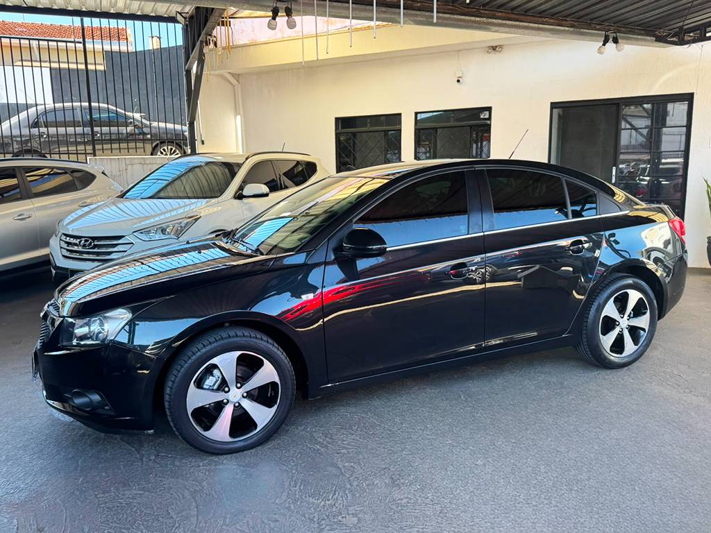 CHEVROLET CRUZE