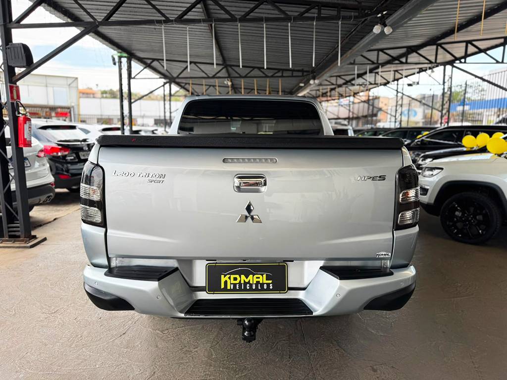 MITSUBISHI L200 TRITON