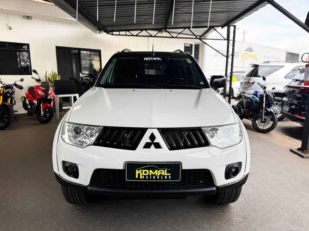 MITSUBISHI PAJERO DAKAR