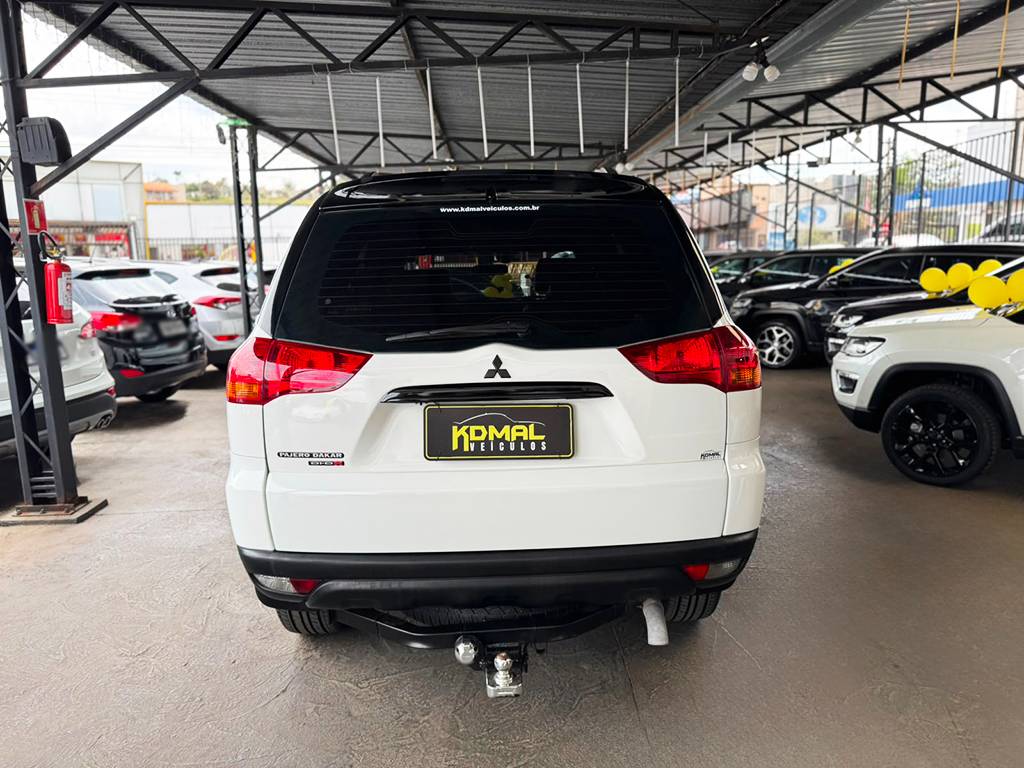 MITSUBISHI PAJERO DAKAR