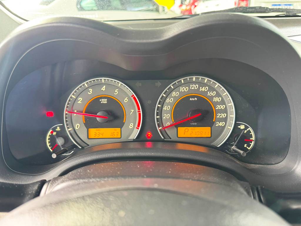 TOYOTA COROLLA