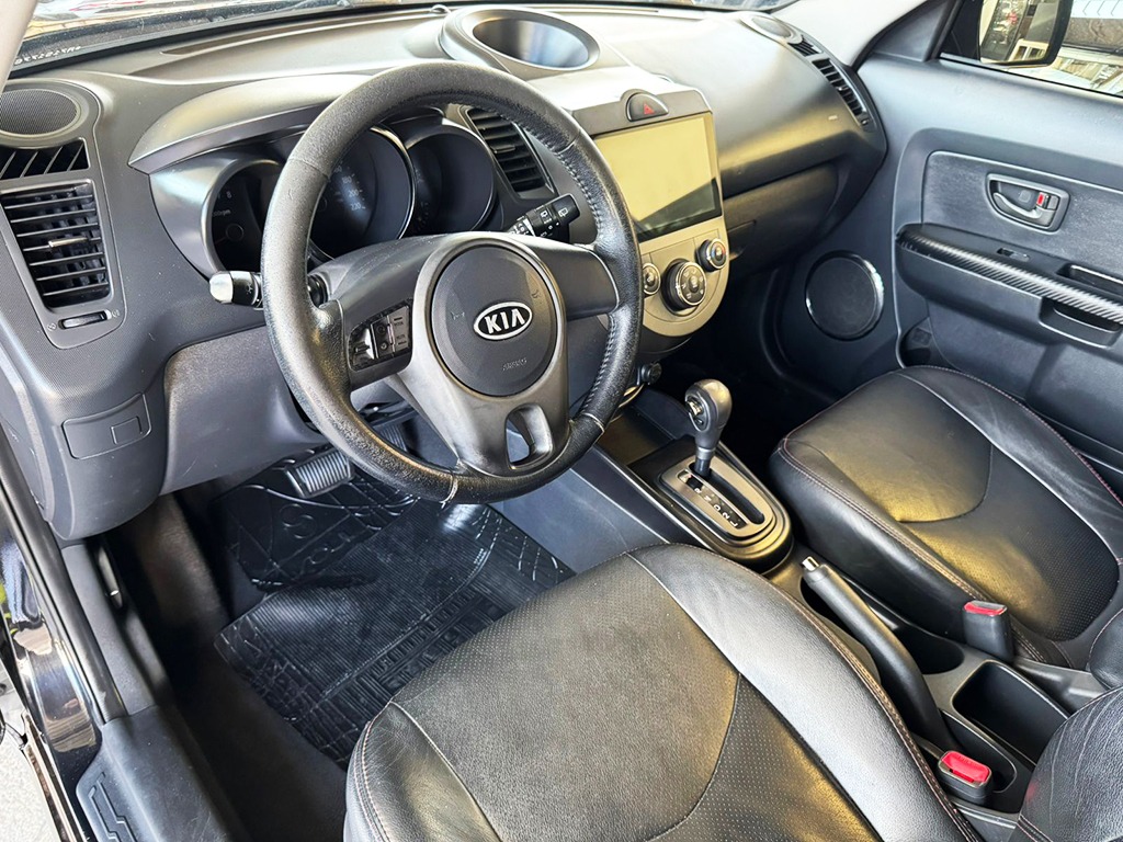 KIA SOUL