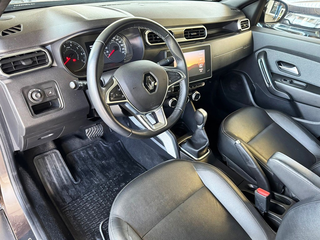 RENAULT DUSTER
