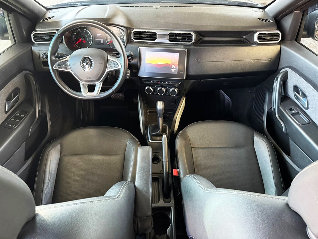 RENAULT DUSTER