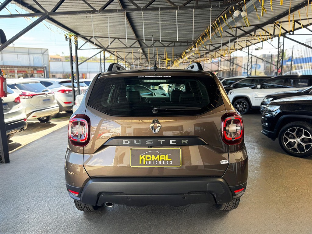 RENAULT DUSTER