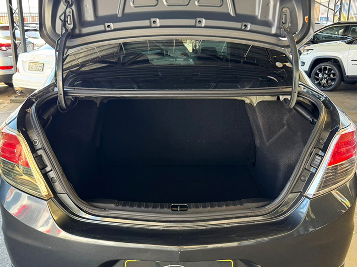 CHEVROLET PRISMA