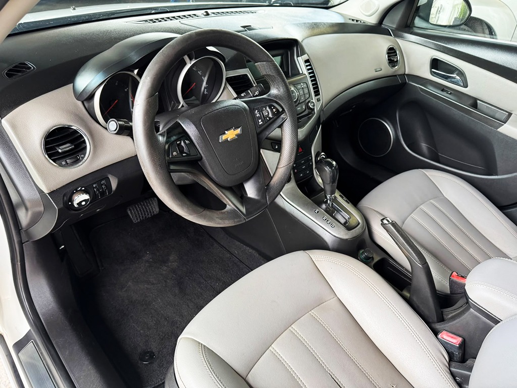 CHEVROLET CRUZE