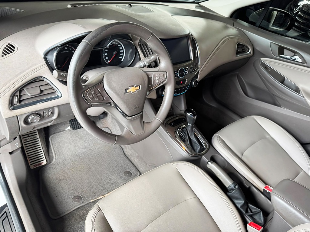 CHEVROLET CRUZE