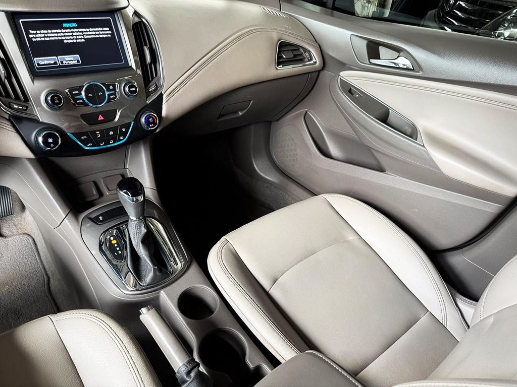 CHEVROLET CRUZE