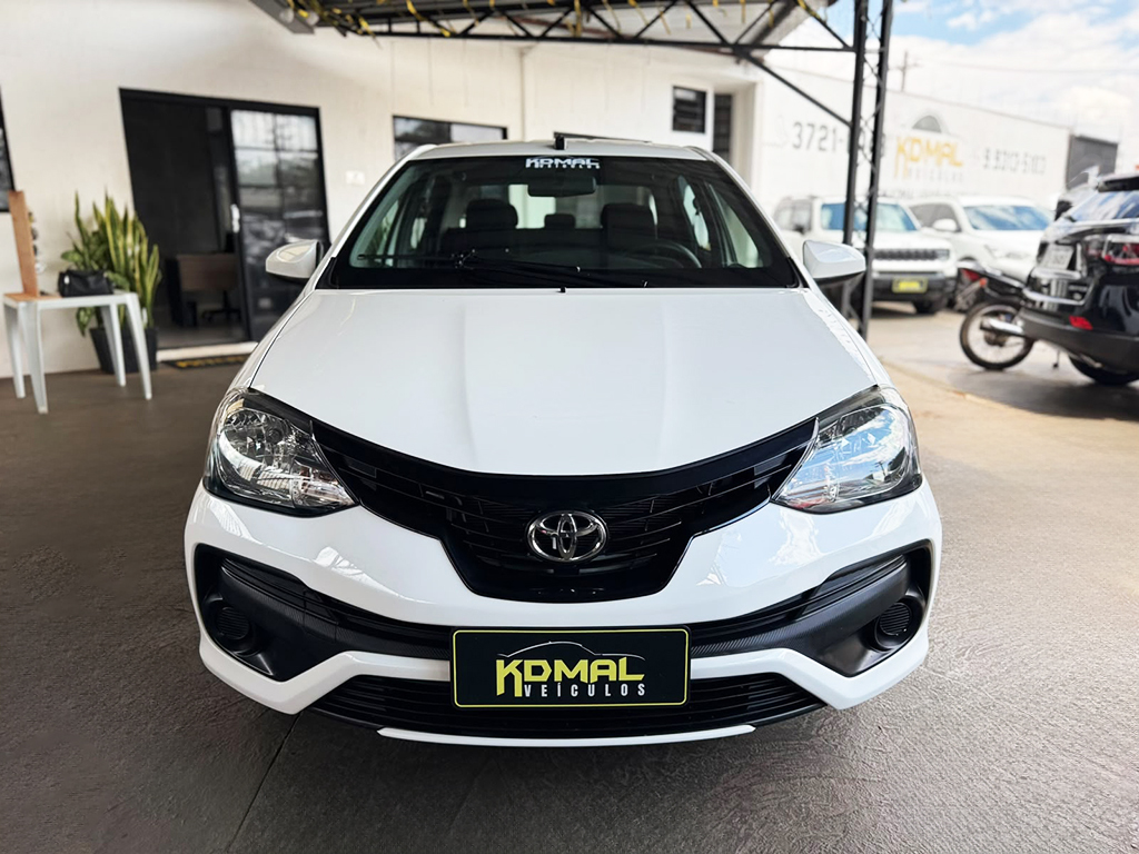 TOYOTA ETIOS