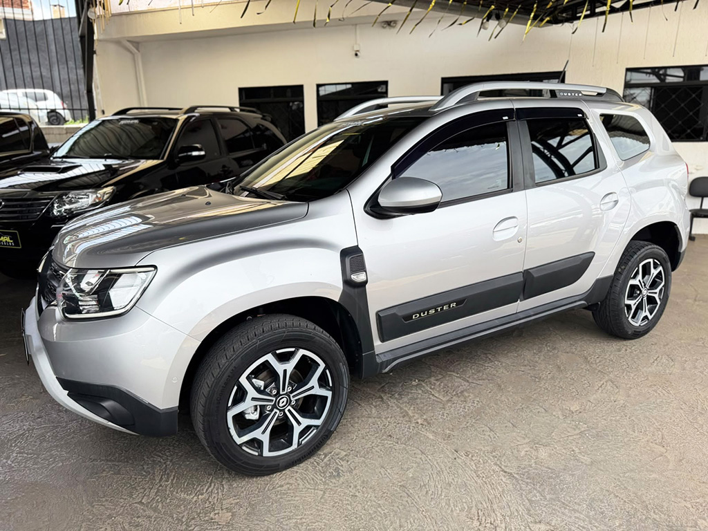 RENAULT DUSTER