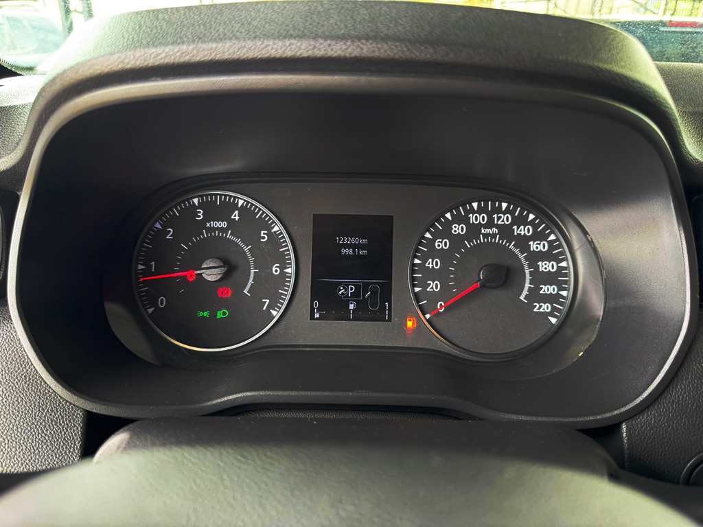 RENAULT DUSTER
