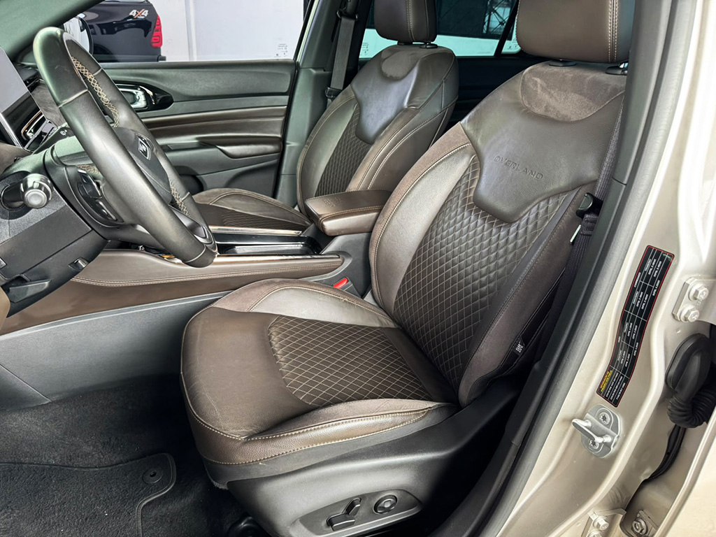 JEEP COMMANDER