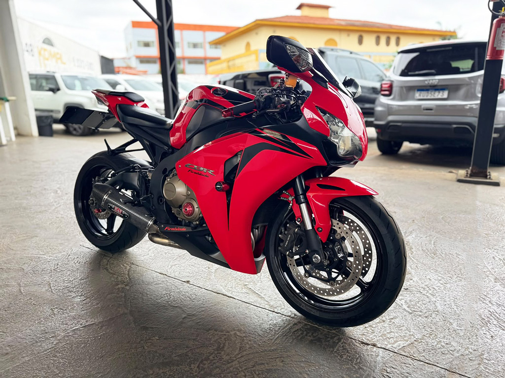 HONDA CBR 1000RR FIREBLADE