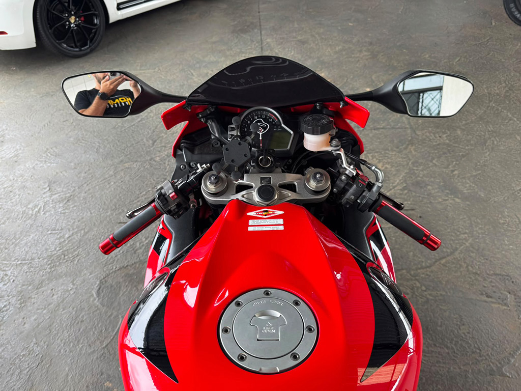 HONDA CBR 1000RR FIREBLADE