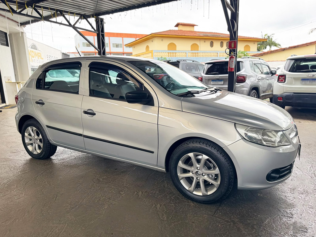 VOLKSWAGEN GOL