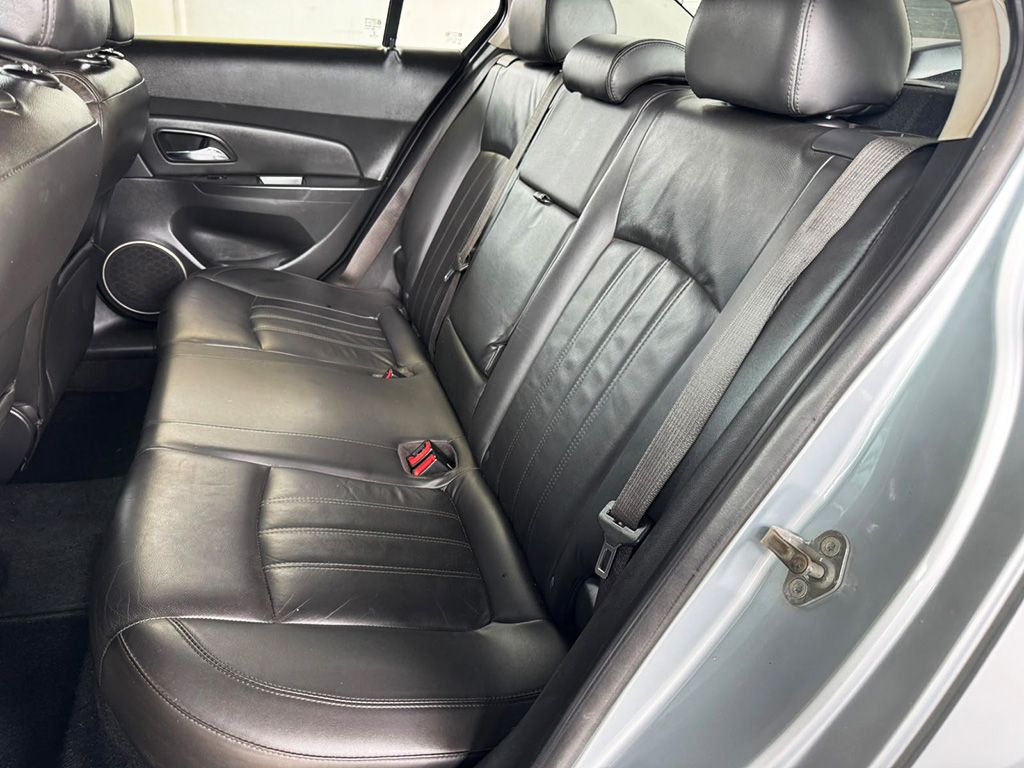 CHEVROLET CRUZE