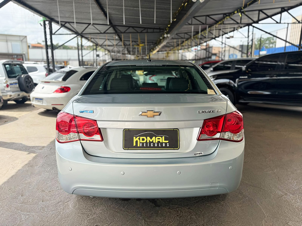 CHEVROLET CRUZE