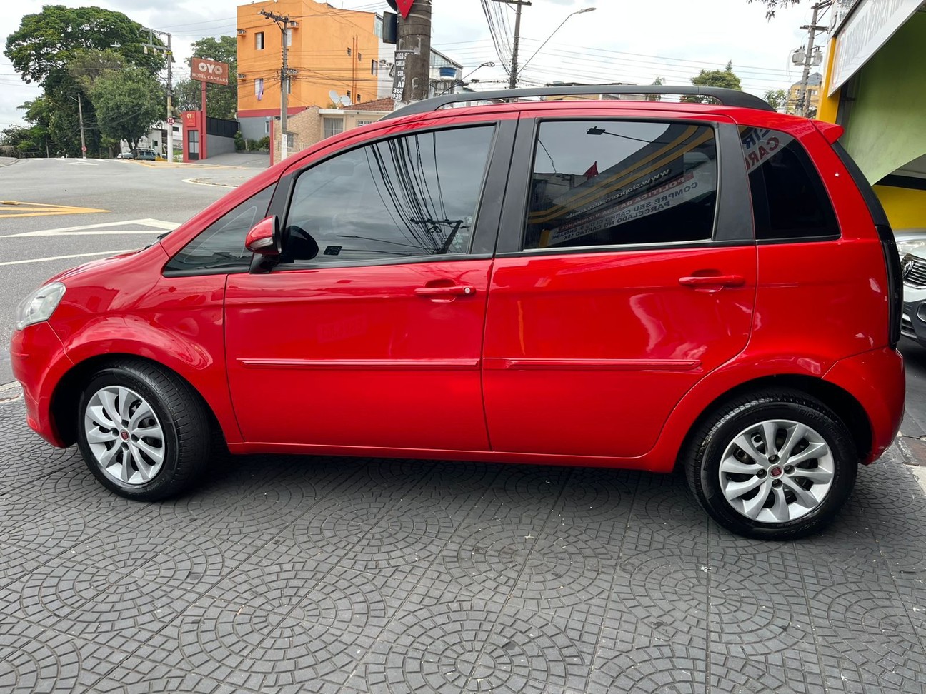 Car Image 4