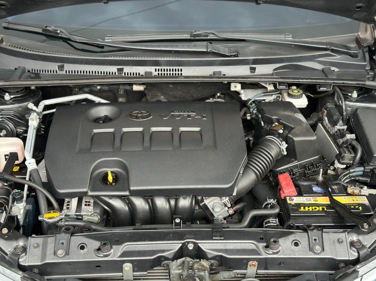 Car Image 12