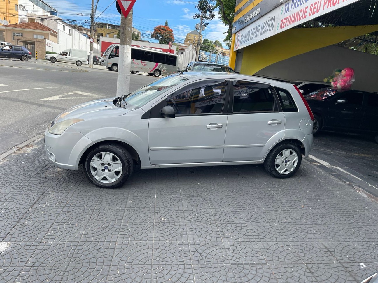 FORD FIESTA 1.0 MPI HATCH 8V