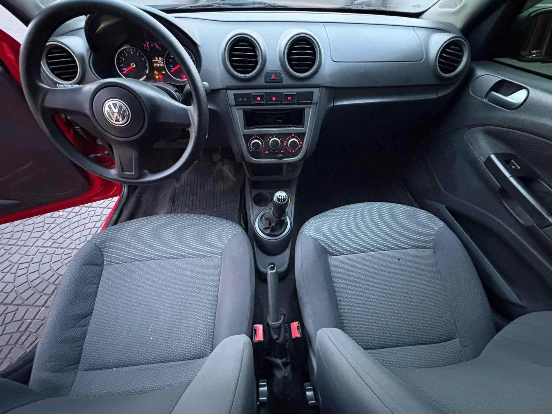 VOLKSWAGEN GOL