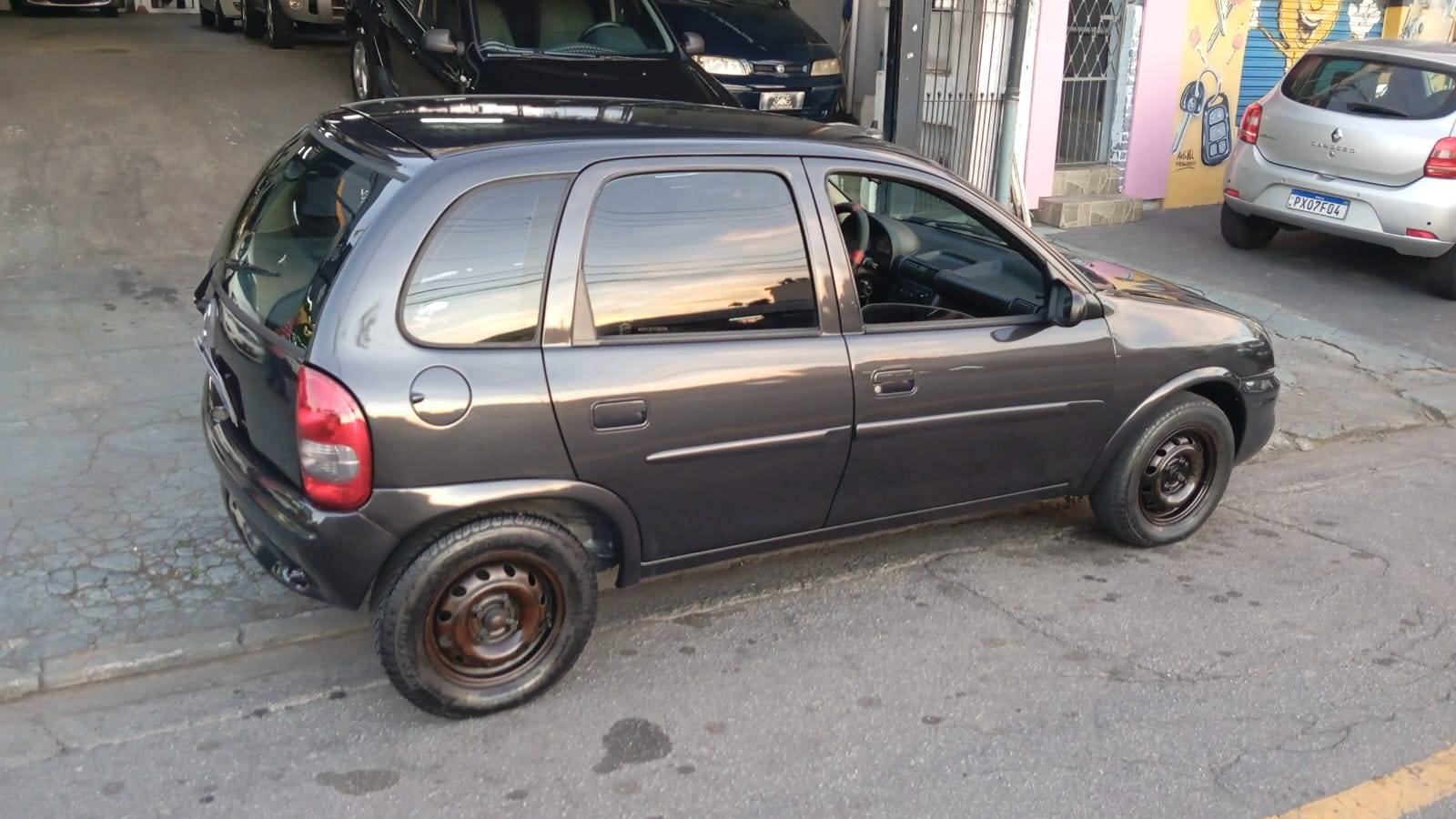 CHEVROLET CORSA